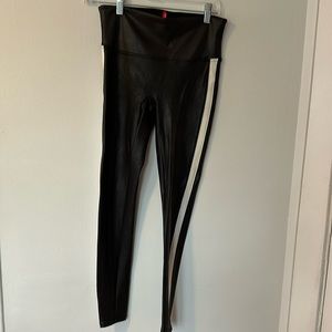 Spanx leggings - size Medium